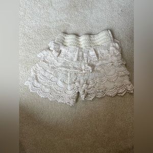 White lace skort